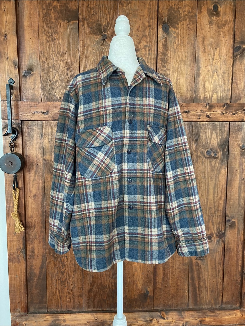 Pendleton 100% Virgin Wool Blue Plaid Flannel Men’s Shirt SZ XL